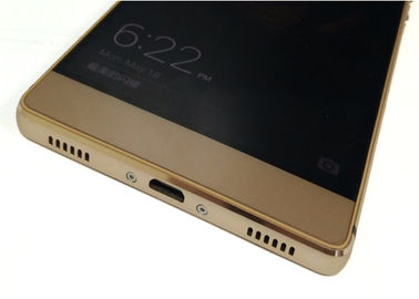 Os Smartphones do metal branco com as telas MT6572 de 5 polegadas Dual andróide do núcleo 4,4 P8